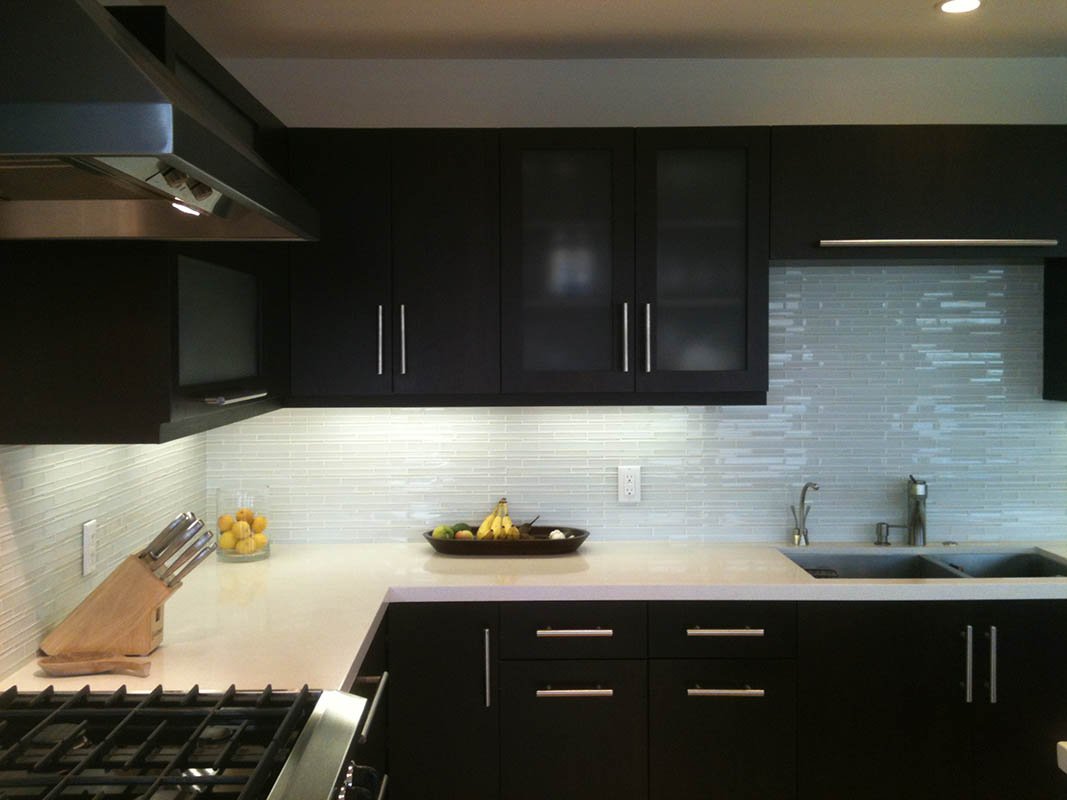 Kitchen Design with Black Cabinetry